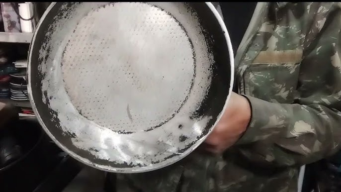 How to Clean Cast Aluminum Cookware